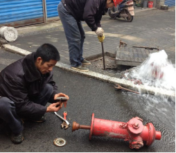 城市“紅衣衛(wèi)士”的守護(hù)者